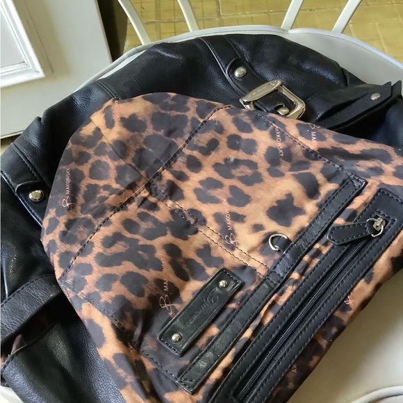 Black b.Makowsky Leather Bag with Silver hardware Excellent Condition Moto bag - Picture 9 of 12